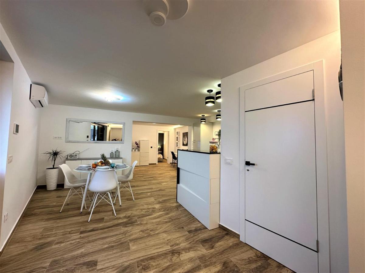 Hillside Apartment Volosko Opatija Bagian luar foto
